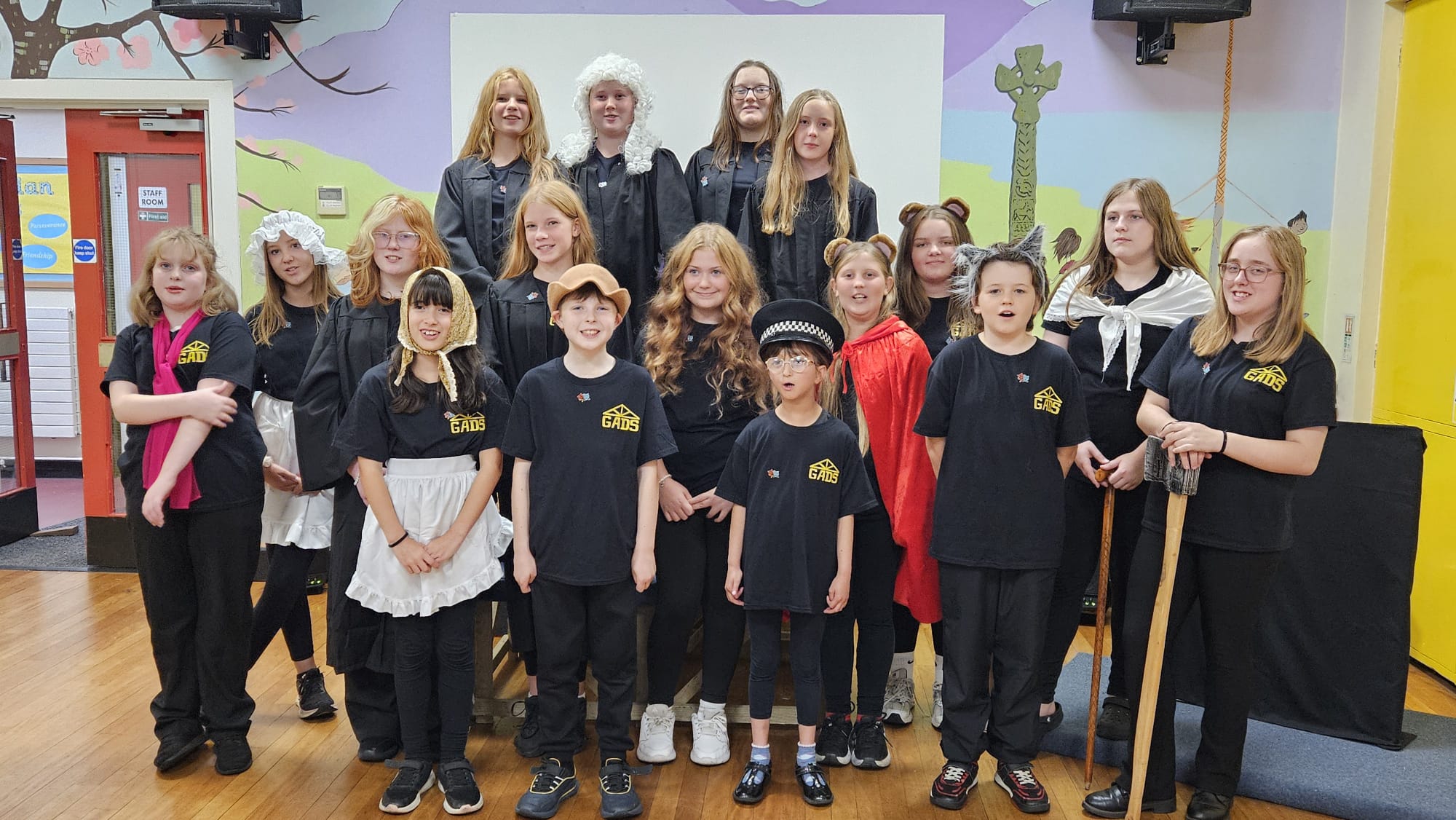 Full-Cast